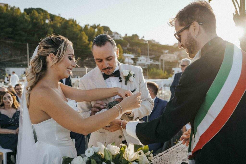 Carla e Giorgio, matrimonio sul mare in Sicilia – foto 43 di 77