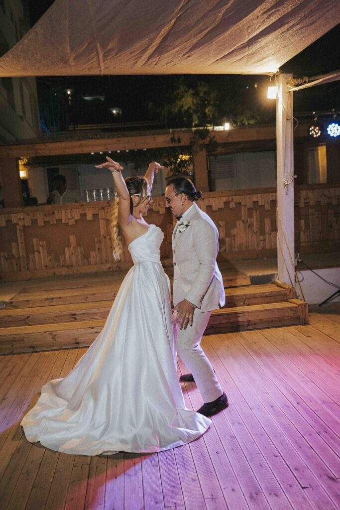 Carla e Giorgio, matrimonio sul mare in Sicilia – foto 66 di 77